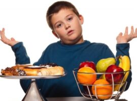 Τι μπορούν να κάνουν οι γονείς για να διατηρήσουν το βάρος των παιδιών σε υγιή επίπεδα;