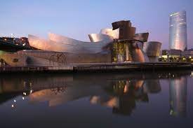 Το διάσημο μουσείο Guggenheim, στο Μπιλμπάο, γιορτάζει φέτος τα 25α γενέθλιά του!