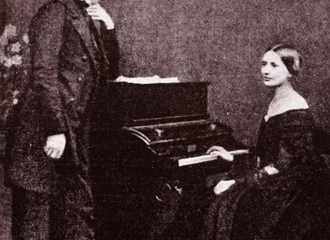 Clara Schumann: "Μια γυναίκα δεν πρέπει να επιθυμεί να συνθέτει. Καμιά δεν κατάφερε να το κάνει"