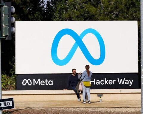 Η Meta αναγκάζεται να αλλάξει τους κανόνες για τους εφήβους – Και τώρα τι θα κάνουν οι άλλες χώρες;
