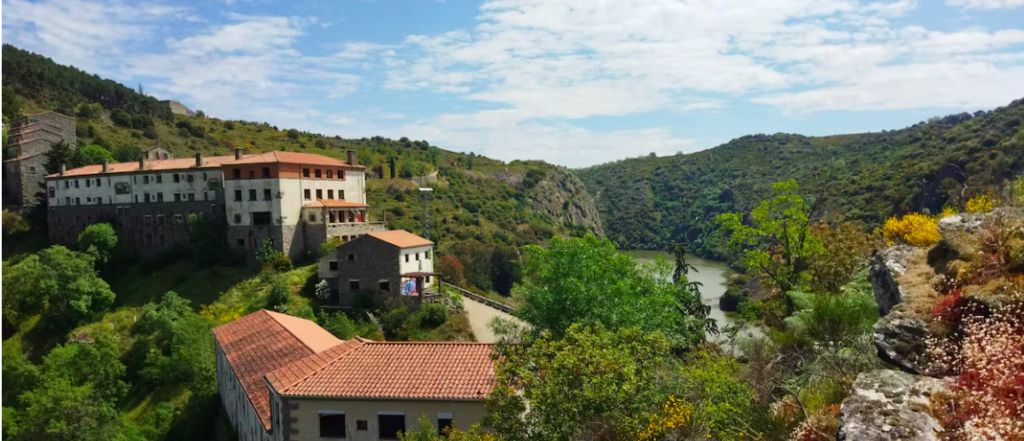 Το εγκαταλελειμμένο Salto de Castro, ο Αμερικανός επιχειρηματίας και το σχέδιο αναγέννησης